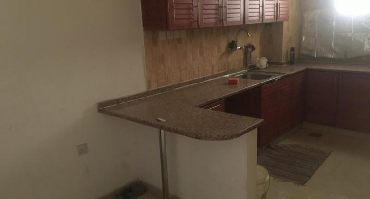 3 bhk apartment for rent in Al Maneseer close to s