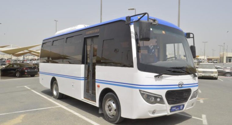 AS GOOD AS NEW DAEWOO 29 SEATER BUS WITH AC GCC SP