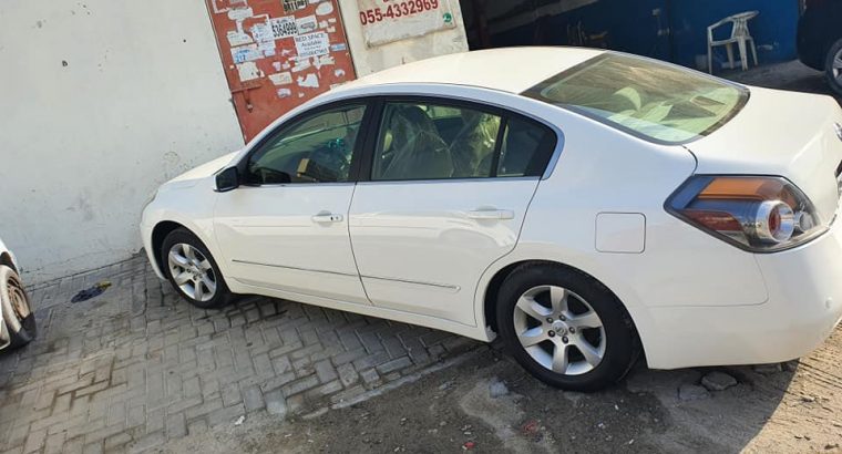 Nissan altima mint condition for sale 2008 model