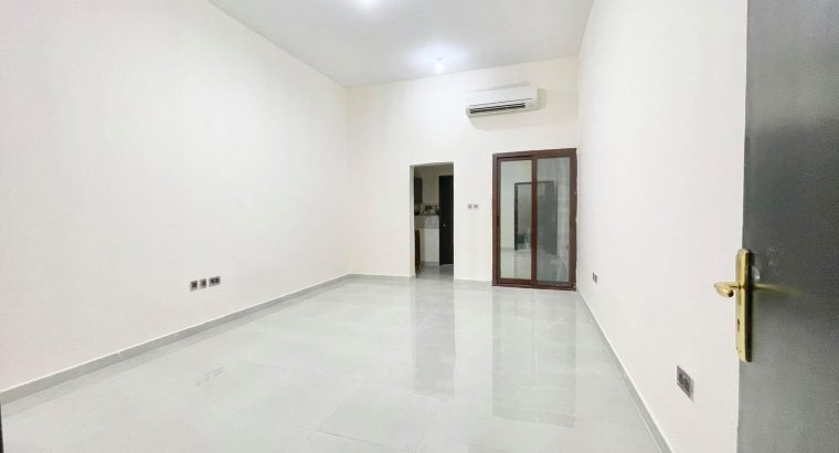 STUDIO WITH BALCONY FOR RENT IN BANIYAS
