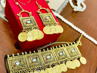 Traditional ethnic jwellery original from pakistan